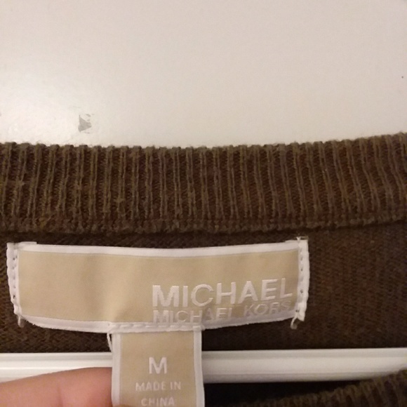 M.K Sweater - Picture 3 of 6
